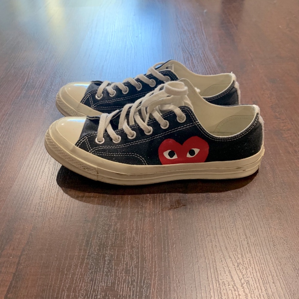 Men’s Converse Low Top Canvas Sneakers